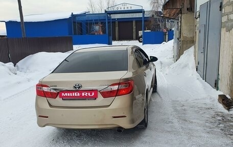Toyota Camry, 2012 год, 2 350 000 рублей, 3 фотография