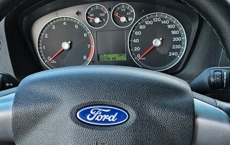 Ford Focus II рестайлинг, 2005 год, 550 000 рублей, 2 фотография