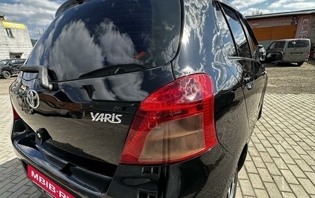 Toyota Yaris III рестайлинг, 2007 год, 820 000 рублей, 7 фотография