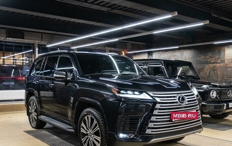 Lexus LX, 2023 год, 17 000 000 рублей, 2 фотография