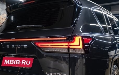 Lexus LX, 2023 год, 17 000 000 рублей, 6 фотография