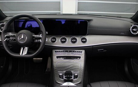 Mercedes-Benz E-Класс, 2022 год, 7 950 000 рублей, 6 фотография
