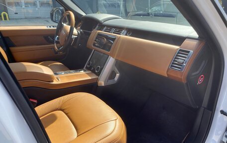 Land Rover Range Rover IV рестайлинг, 2018 год, 10 500 000 рублей, 8 фотография