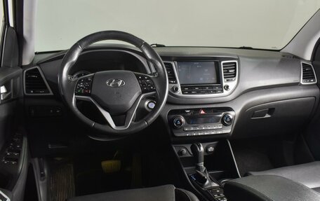 Hyundai Tucson III, 2018 год, 2 467 000 рублей, 6 фотография