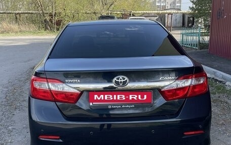 Toyota Camry, 2012 год, 1 600 000 рублей, 5 фотография