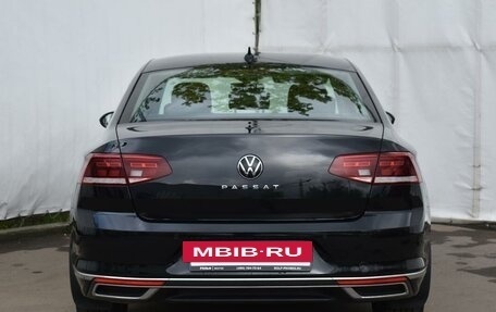 Volkswagen Passat B8 рестайлинг, 2021 год, 3 148 000 рублей, 6 фотография