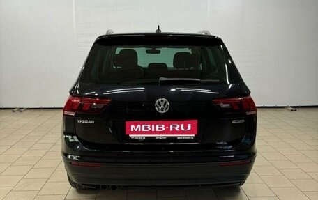 Volkswagen Tiguan II, 2018 год, 2 698 000 рублей, 4 фотография