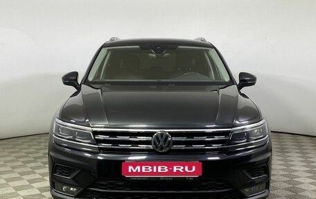 Volkswagen Tiguan II, 2018 год, 2 984 000 рублей, 3 фотография