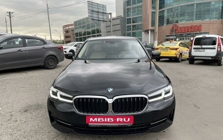 BMW 5 серия, 2020 год, 4 850 000 рублей, 2 фотография