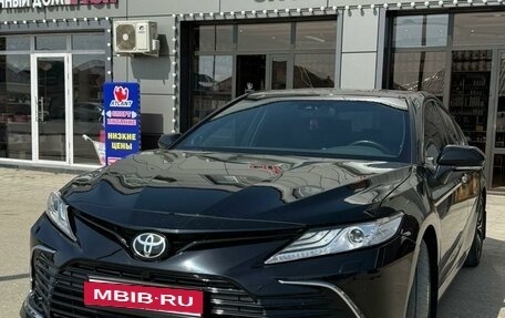 Toyota Camry, 2020 год, 3 650 000 рублей, 6 фотография
