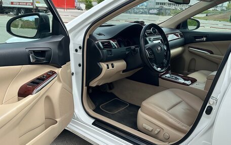 Toyota Camry, 2014 год, 2 260 000 рублей, 8 фотография