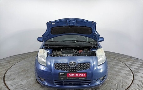 Toyota Yaris III рестайлинг, 2007 год, 694 000 рублей, 9 фотография