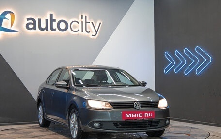 Volkswagen Jetta VI, 2011 год, 1 050 000 рублей, 4 фотография