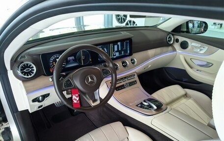 Mercedes-Benz E-Класс, 2018 год, 4 640 000 рублей, 12 фотография