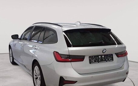 BMW 3 серия, 2021 год, 2 900 000 рублей, 2 фотография