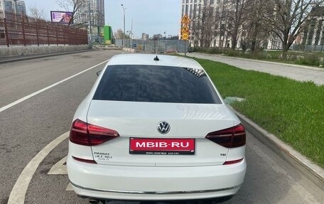 Volkswagen Passat B8 рестайлинг, 2017 год, 1 590 000 рублей, 6 фотография