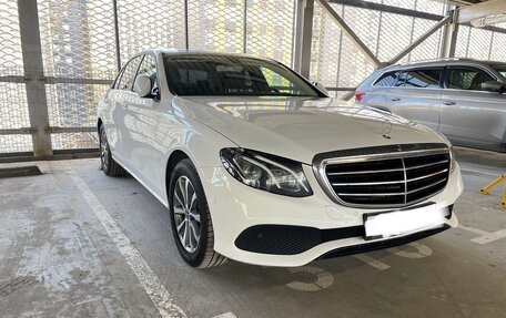 Mercedes-Benz E-Класс, 2019 год, 3 980 000 рублей, 11 фотография