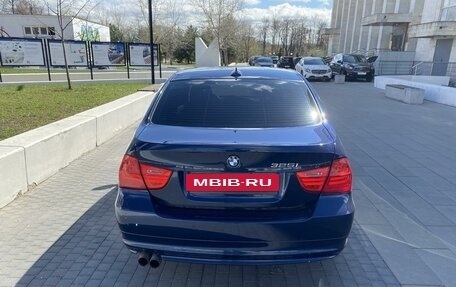 BMW 3 серия, 2011 год, 1 500 000 рублей, 3 фотография