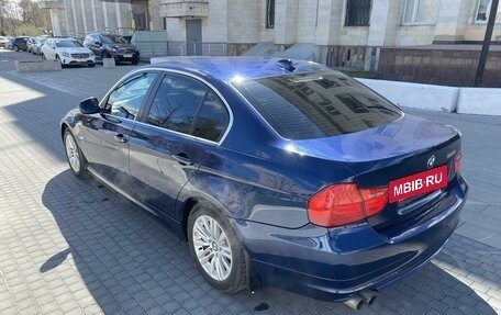 BMW 3 серия, 2011 год, 1 500 000 рублей, 4 фотография