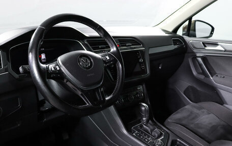 Volkswagen Tiguan II, 2017 год, 2 699 000 рублей, 14 фотография