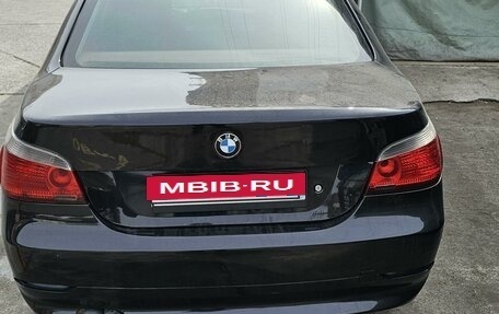 BMW 5 серия, 2006 год, 600 000 рублей, 3 фотография
