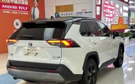 Toyota RAV4, 2021 год, 2 970 600 рублей, 5 фотография