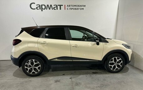 Renault Kaptur I рестайлинг, 2017 год, 1 717 000 рублей, 8 фотография