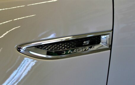 Jaguar E-Pace, 2017 год, 3 699 000 рублей, 12 фотография