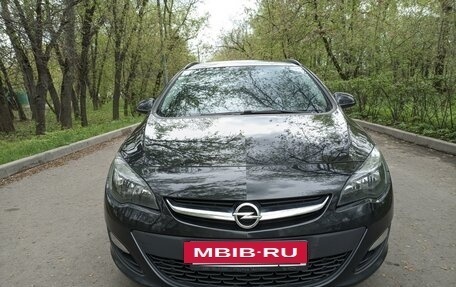 Opel Astra J, 2014 год, 1 280 000 рублей, 2 фотография