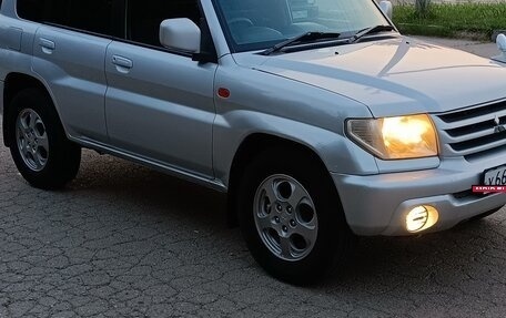 Mitsubishi Pajero iO, 2002 год, 670 000 рублей, 3 фотография