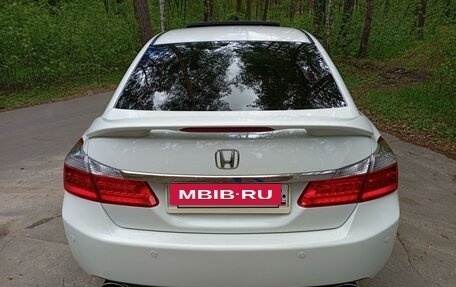 Honda Accord IX рестайлинг, 2013 год, 1 548 000 рублей, 3 фотография