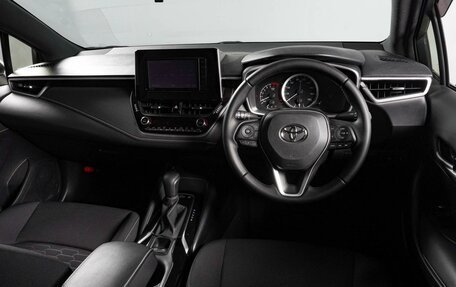 Toyota Corolla, 2018 год, 1 899 000 рублей, 6 фотография