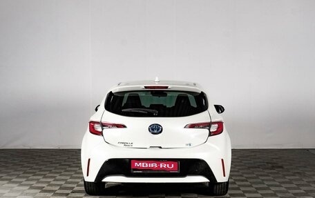 Toyota Corolla, 2018 год, 1 899 000 рублей, 4 фотография