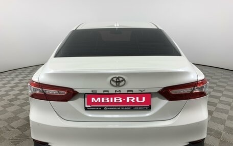 Toyota Camry, 2019 год, 2 745 000 рублей, 6 фотография