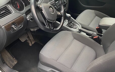 Volkswagen Jetta VI, 2016 год, 1 750 000 рублей, 6 фотография