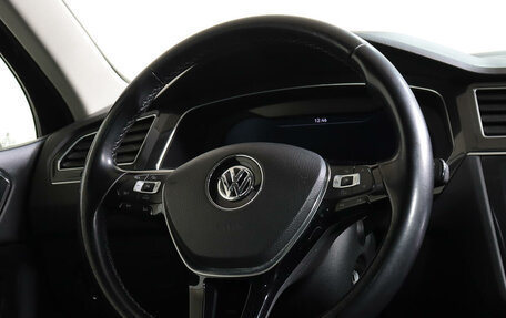 Volkswagen Tiguan II, 2017 год, 3 299 000 рублей, 17 фотография
