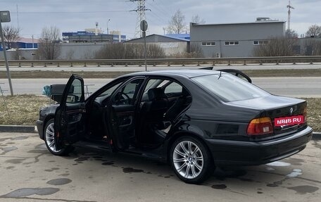 BMW 5 серия, 2001 год, 800 000 рублей, 3 фотография
