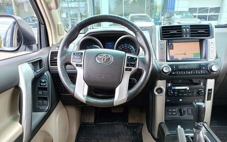 Toyota Land Cruiser Prado 150 рестайлинг 2, 2012 год, 3 390 000 рублей, 12 фотография