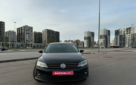 Volkswagen Jetta VI, 2015 год, 1 485 950 рублей, 2 фотография