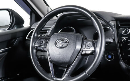 Toyota Camry, 2019 год, 2 898 000 рублей, 17 фотография