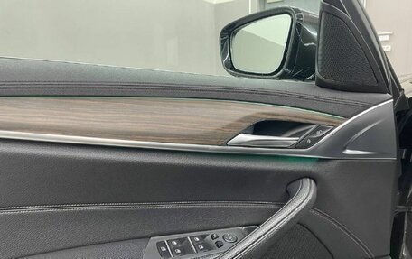 BMW 5 серия, 2018 год, 3 542 000 рублей, 13 фотография