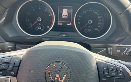 Volkswagen Tiguan II, 2022 год, 4 250 000 рублей, 10 фотография