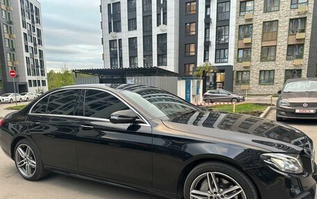 Mercedes-Benz E-Класс, 2019 год, 4 425 000 рублей, 3 фотография