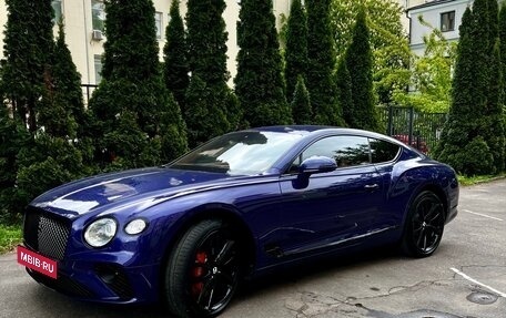 Bentley Continental GT III, 2018 год, 23 000 000 рублей, 11 фотография