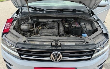 Volkswagen Tiguan II, 2020 год, 2 900 000 рублей, 13 фотография