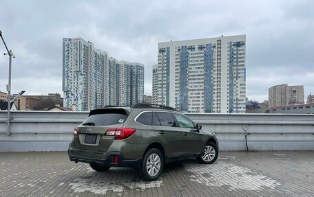 Subaru Outback IV рестайлинг, 2018 год, 2 600 000 рублей, 2 фотография