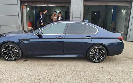 BMW 5 серия, 2016 год, 3 000 000 рублей, 3 фотография