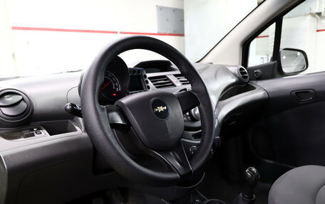 Chevrolet Spark III, 2011 год, 650 000 рублей, 6 фотография