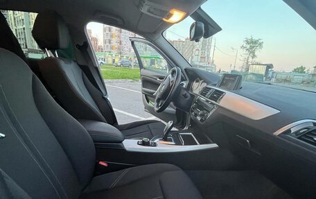 BMW 1 серия, 2018 год, 2 350 000 рублей, 8 фотография