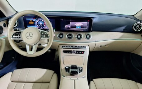 Mercedes-Benz E-Класс, 2018 год, 4 600 000 рублей, 12 фотография